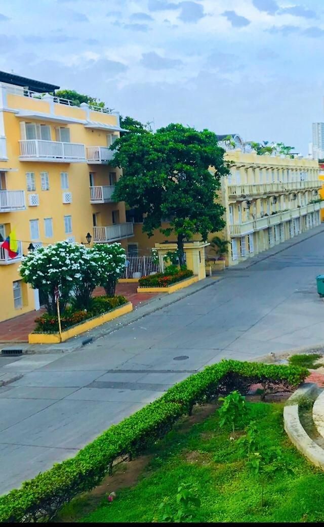 Alvarez Apartamento *