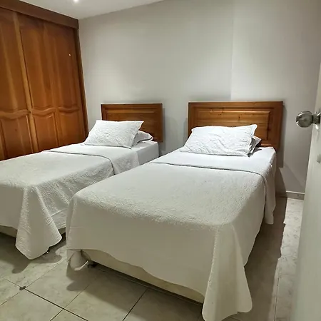 Alvarez Apartamento *